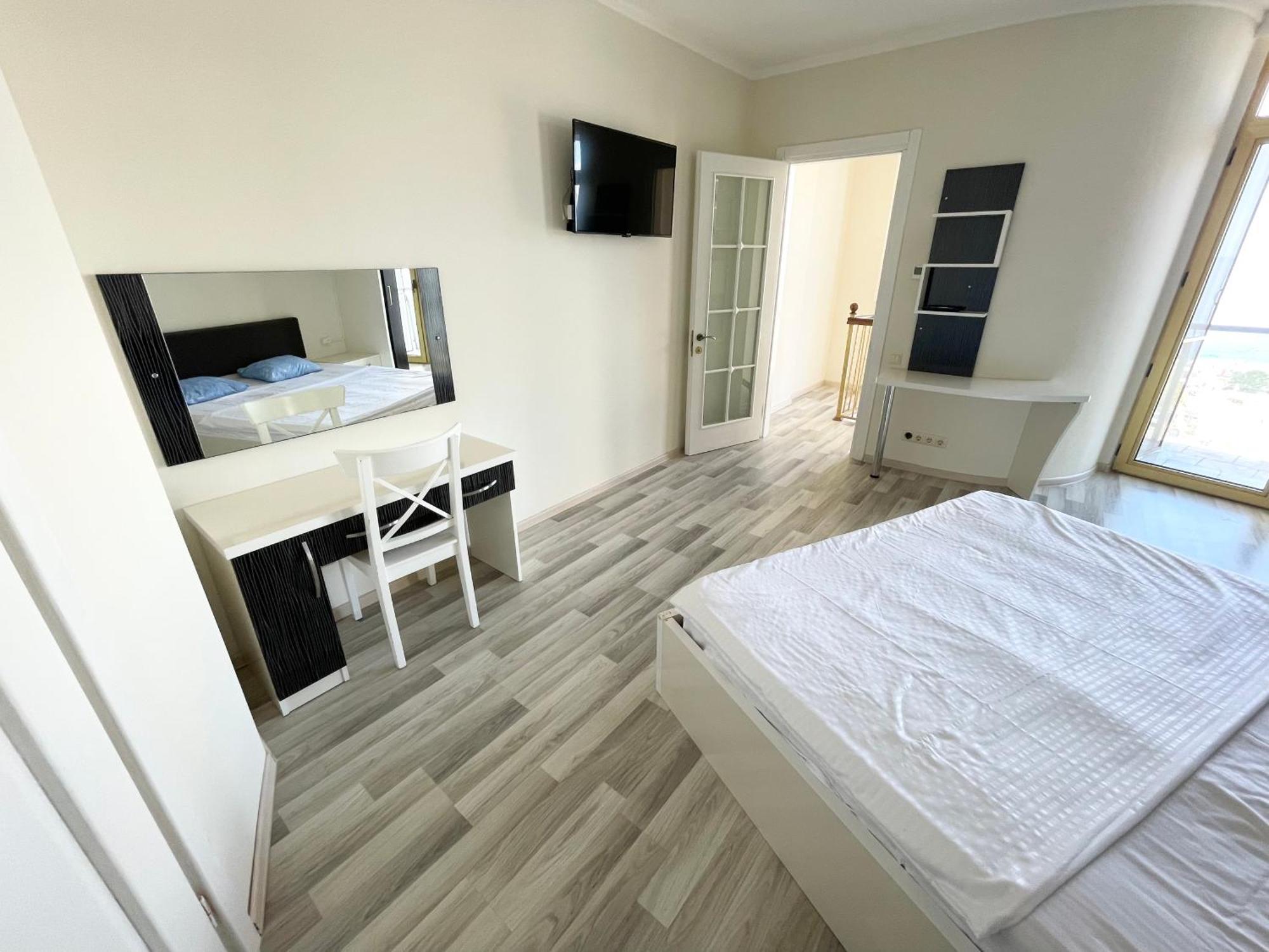 Sea View Apartment Batumi Zewnętrze zdjęcie